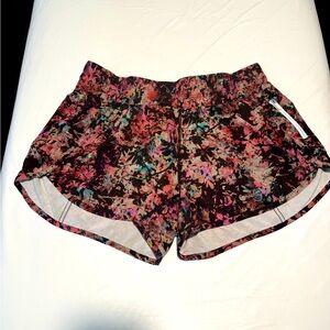Lululemon Multicolor Floral Women Shorts, Size 12